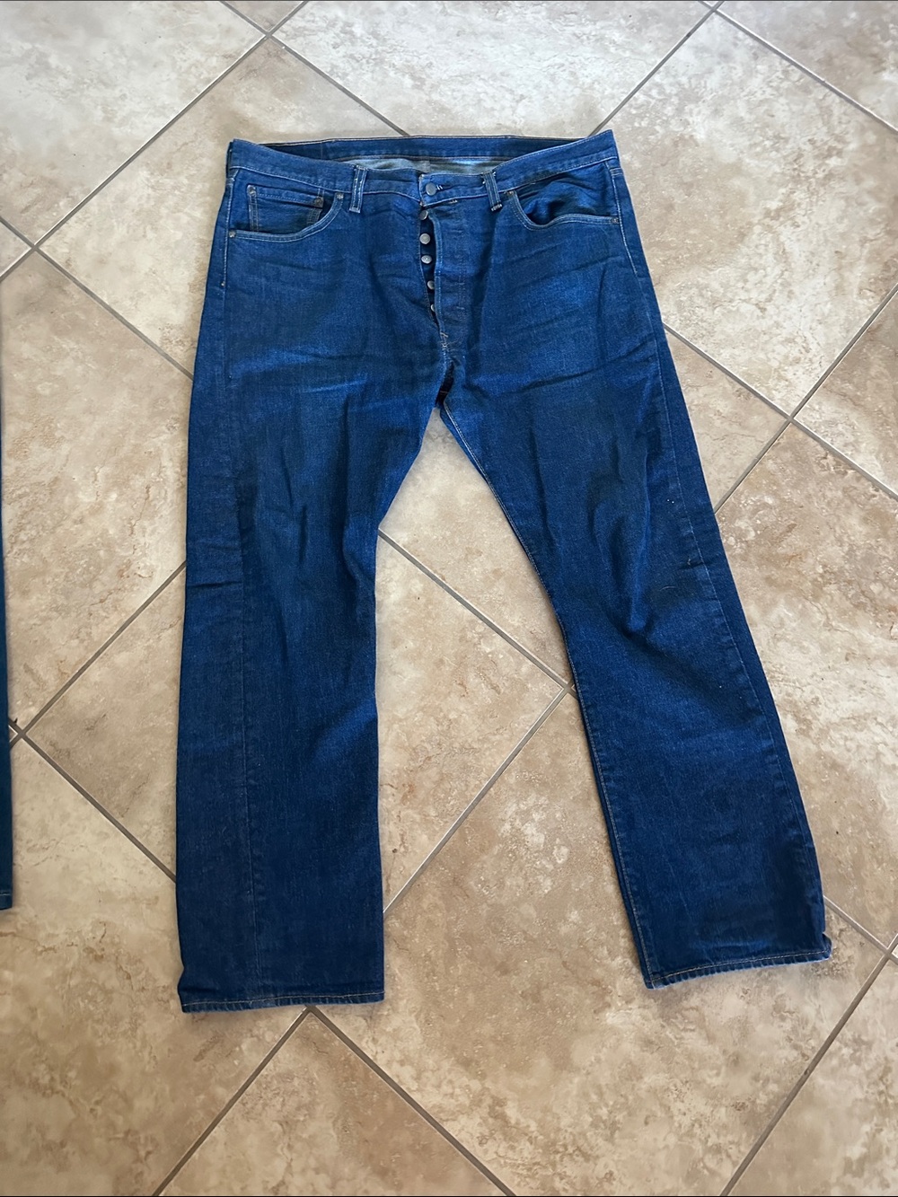 Levi’s style 501 size 40X32 Men's Dark Blue Straight-Leg Jeans button fly